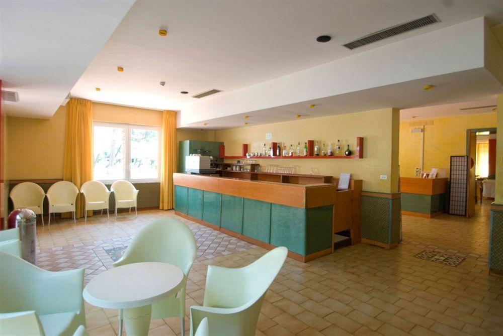 Hotel Gregory Milano Marittima Exterior photo
