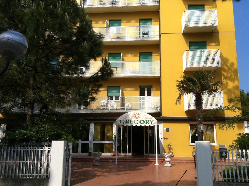 Hotel Gregory Milano Marittima Exterior photo