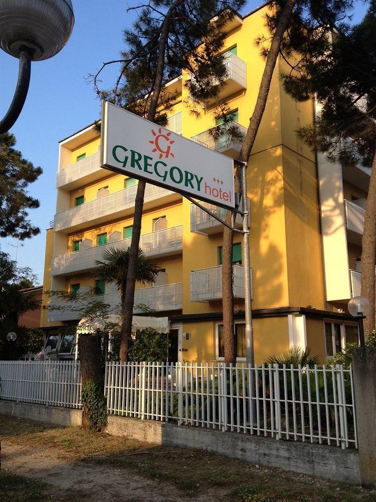 Hotel Gregory Milano Marittima Exterior photo